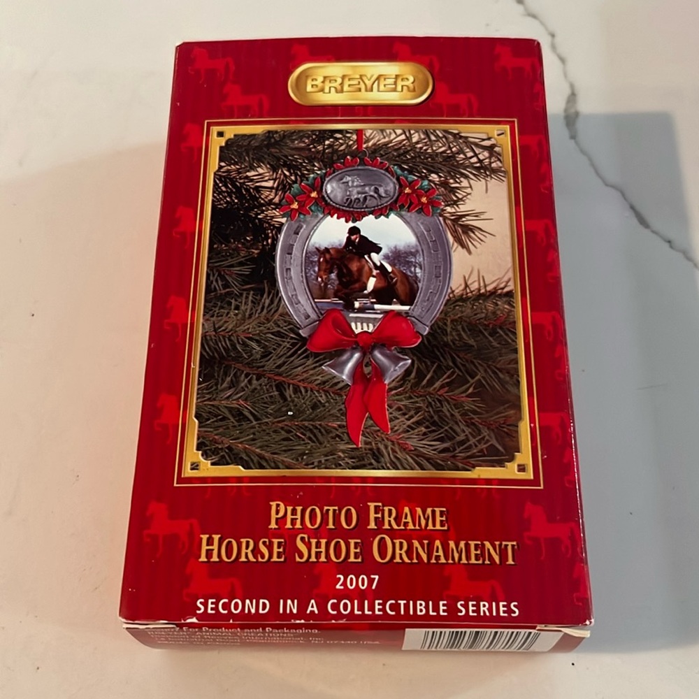 NIB Breyer Photo Frame Horse Shoe Ornament 2007
